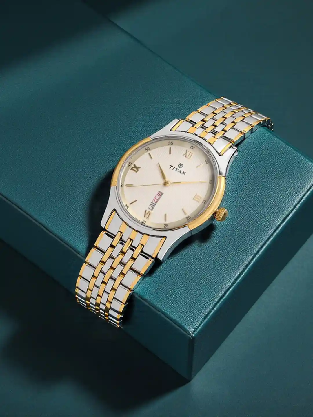 Gold Watch Titan White Analog Watch Titan Workwear Quartz Analog