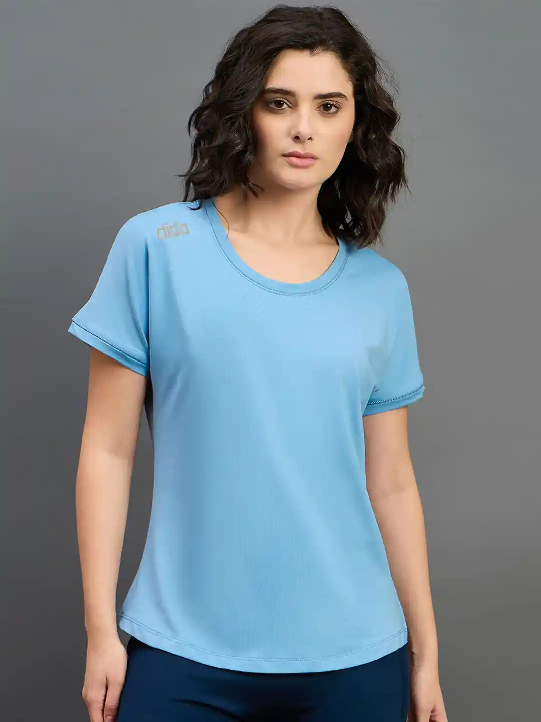DIDA Women Dri-FIT Solid Round Neck T-shirt