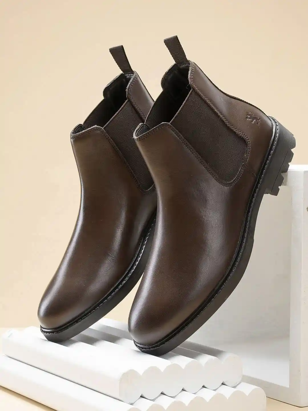 Red Tape Men Leather Chelsea Boots