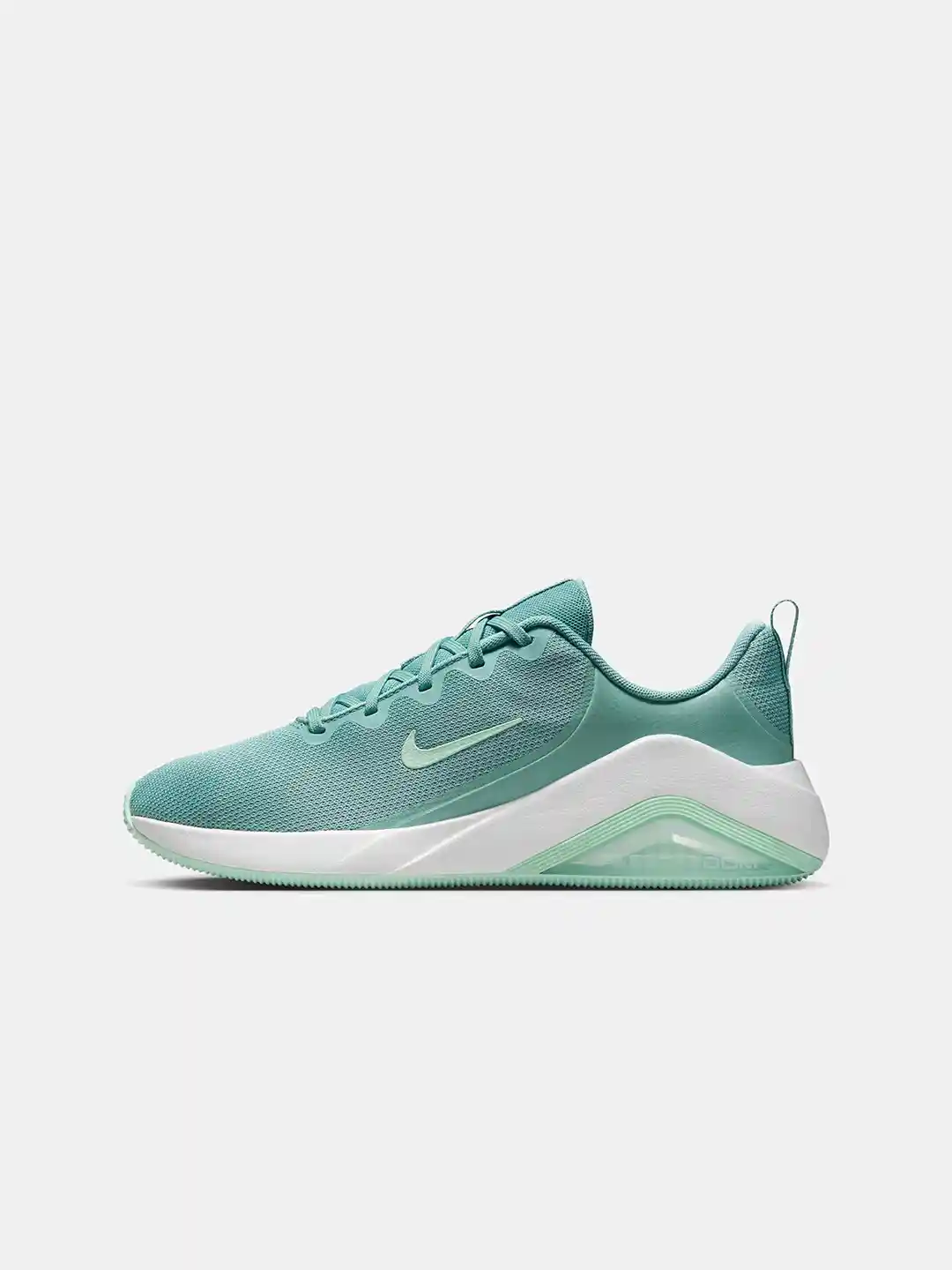 nike air zoom strong 2 women's