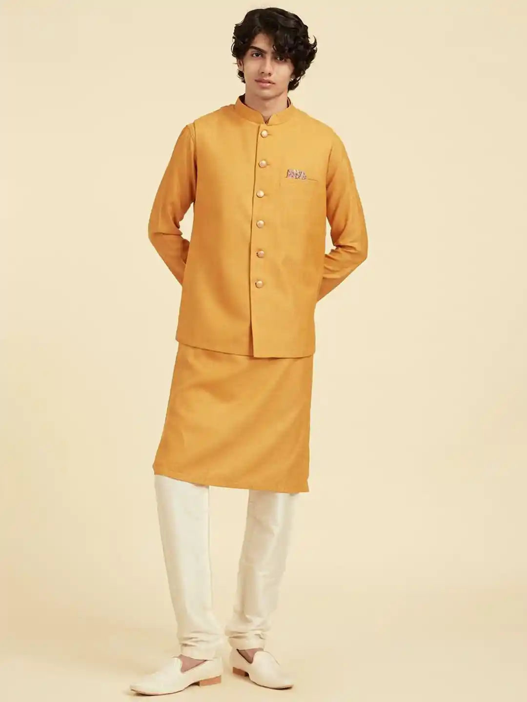 Buy Diwas by Manyavar Men Solid Kurta with Trousers Nehru Jacket