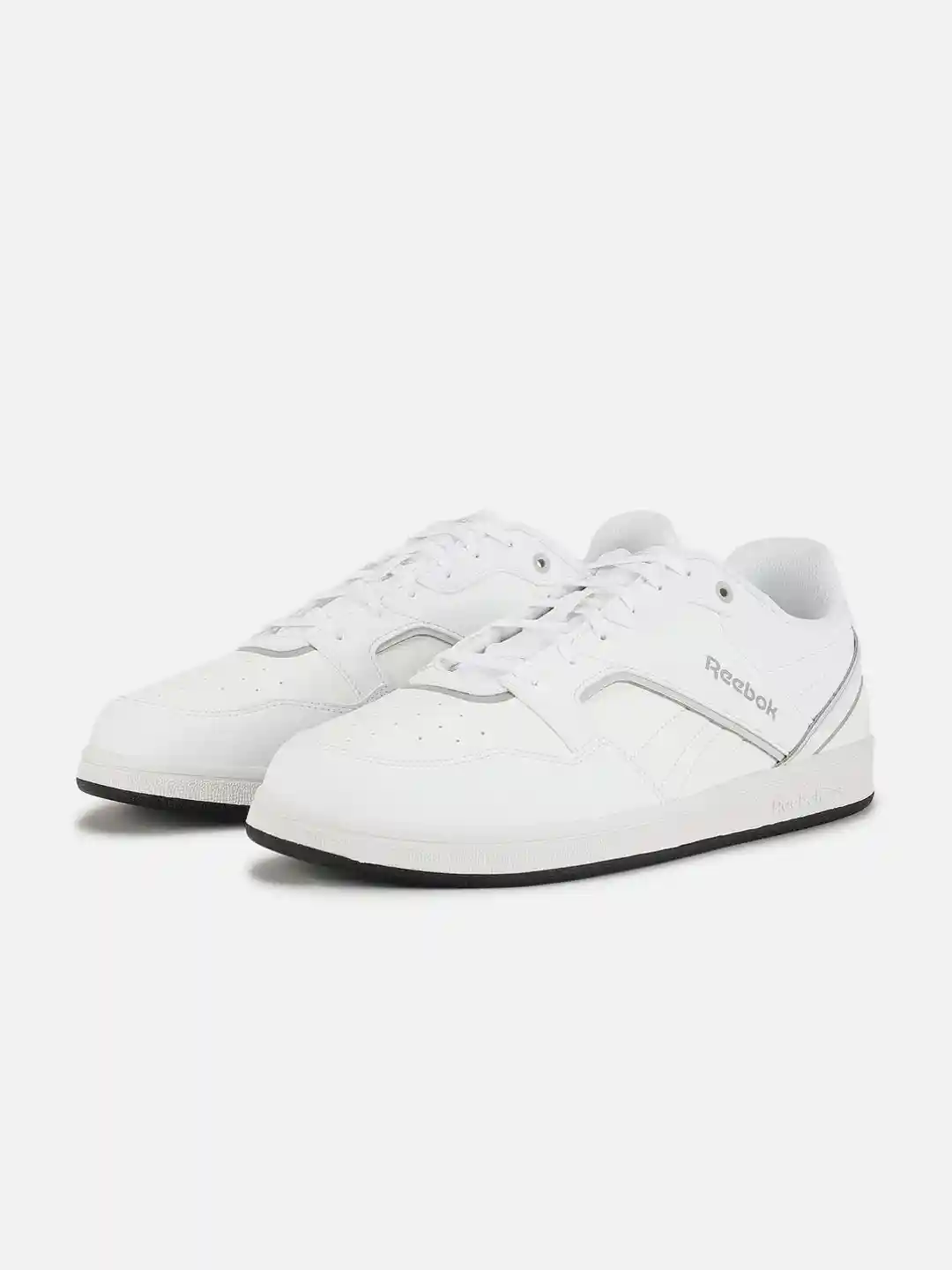 Reebok Courtswiftbespoke U Men White Casuals Sneaker