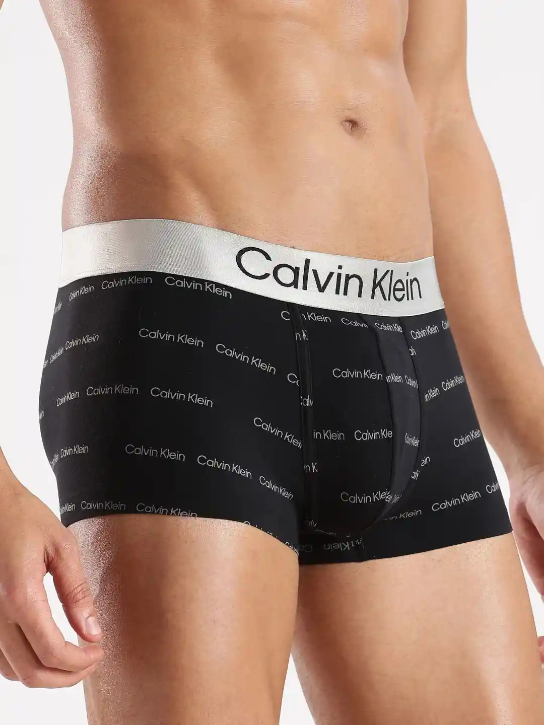 Buy Calvin Klein Underwear Printed Low Rise Trunk NB4127003