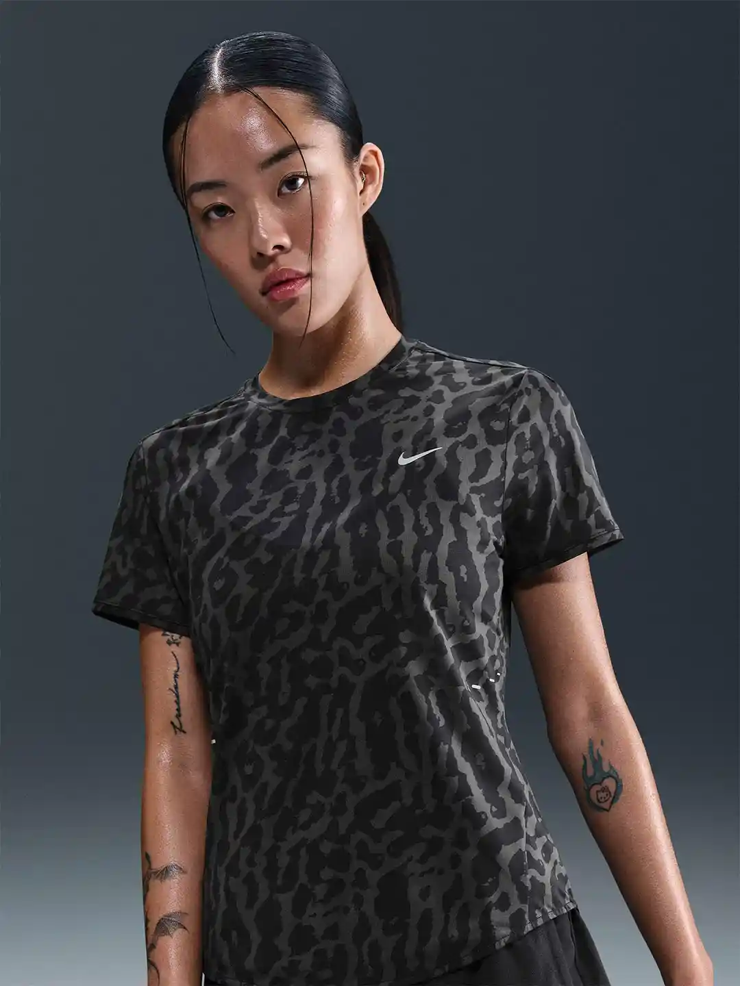 Short Sleeve Nike Black Womens Top Nike Swift Women Dri-FIT Short