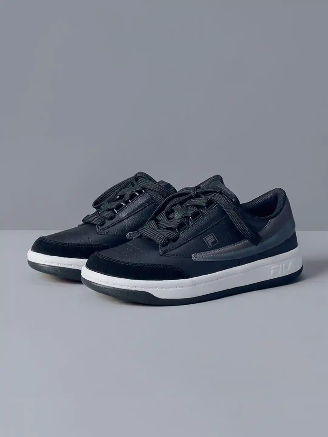 FILA TENN SERVE Men Textured Leather Sneakers