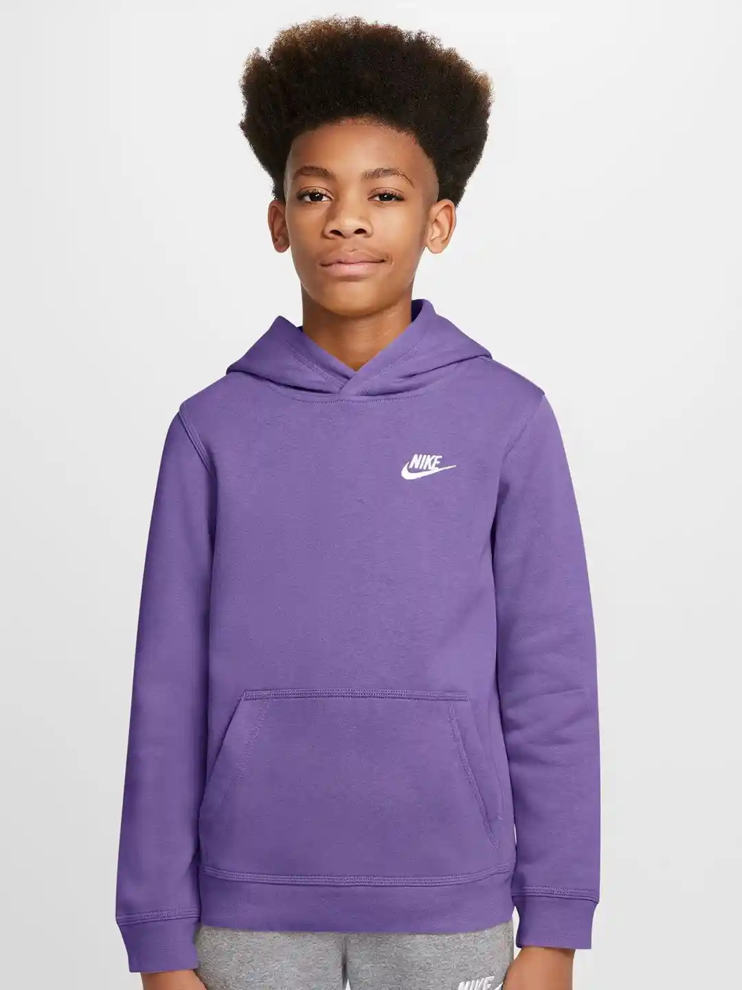Nike Sportswear Club Older Kids' Pullover Hoodie