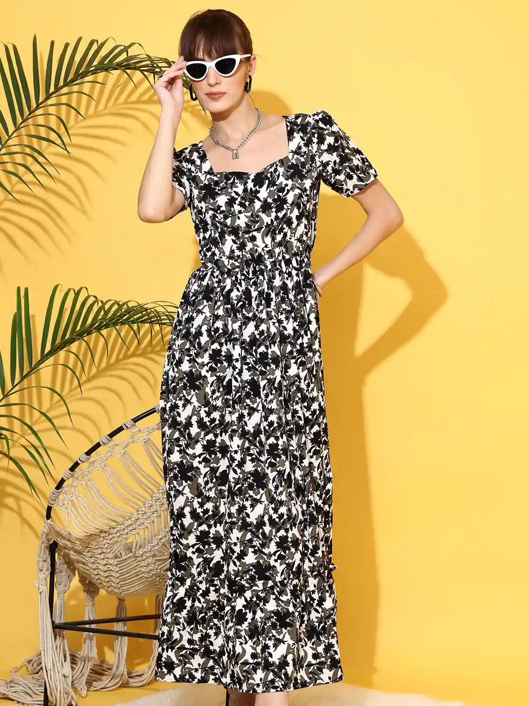 De La Moda Floral Print Crepe Fit Flare Maxi Dress