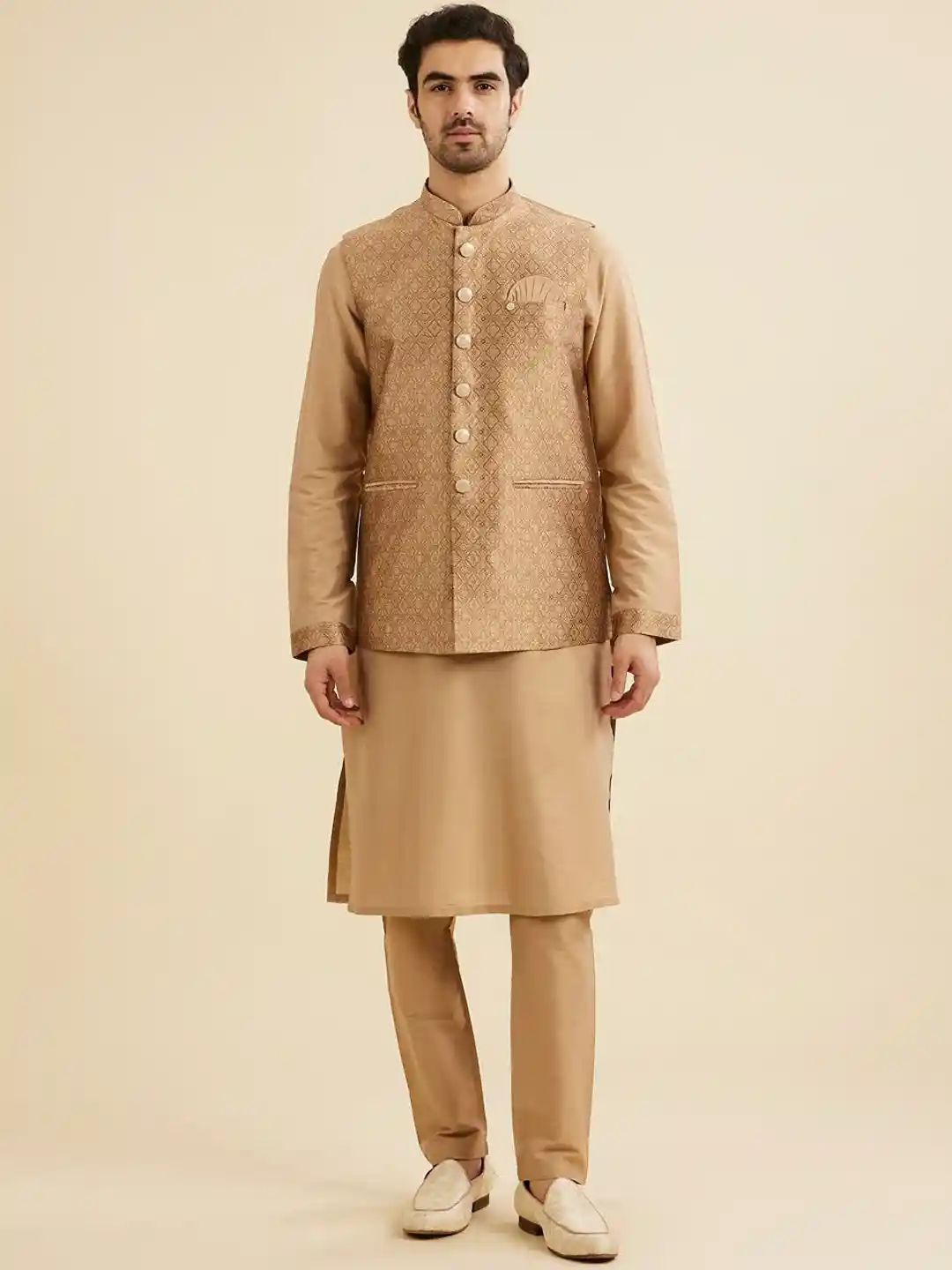 Buy Manyavar Thread Work Mandarin Collar Straight Kurta With