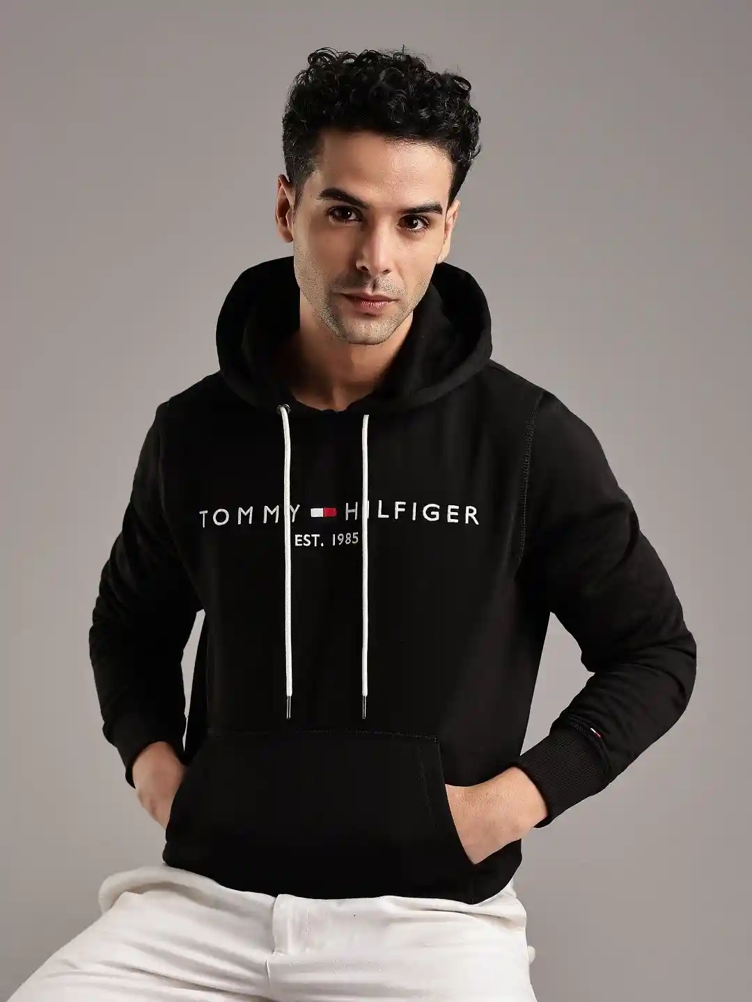 Buy Tommy Hilfiger Men Logo Printed Long Sleeves Hooded Sweatshirt