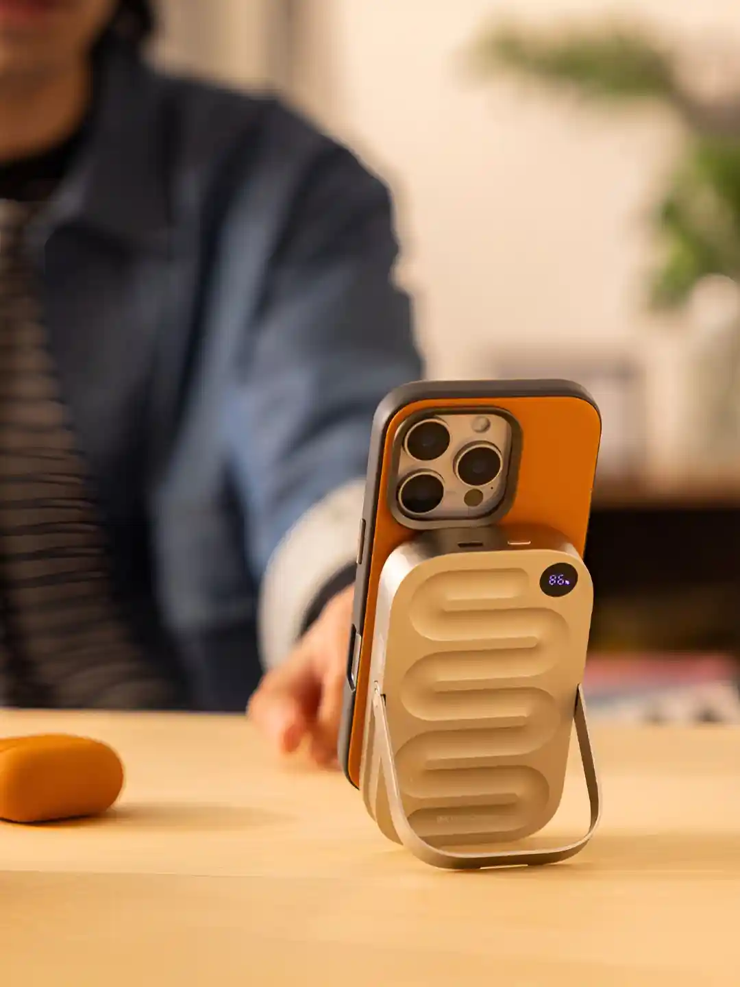 Wireless Charger Loopy Phone Case Coupon Magnetic Wireless Charger