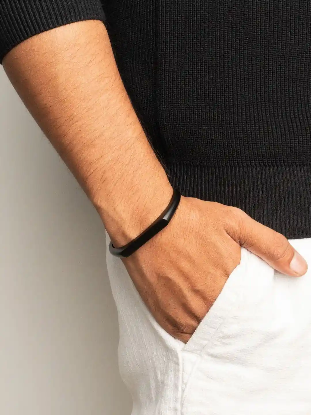 Buy ZACH Men Bar Cuff Bracelet Bracelet for Men 34041550 Myntra