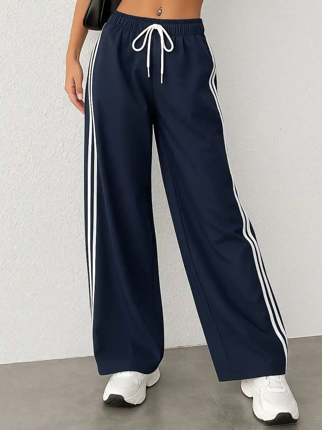 Buy SAKHWALA Women Loose Fit Wide Leg Track Pant Track Pants for - Main Image