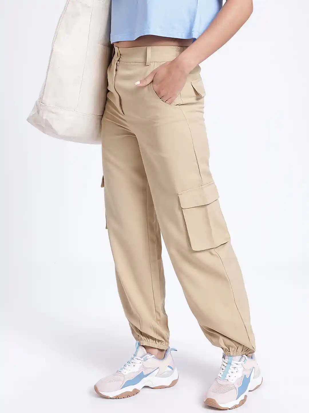glitchez Women Relaxed Fit Cargo Style Joggers