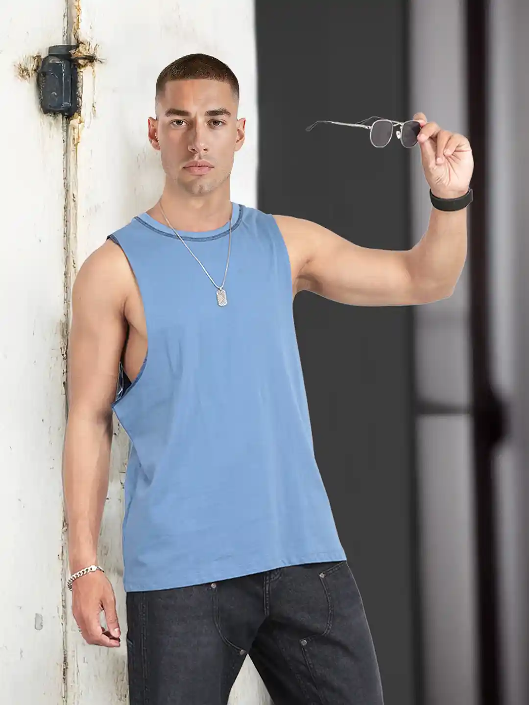 Buy The Roadster Life Contrast Stitch Pure Cotton Sleeveless