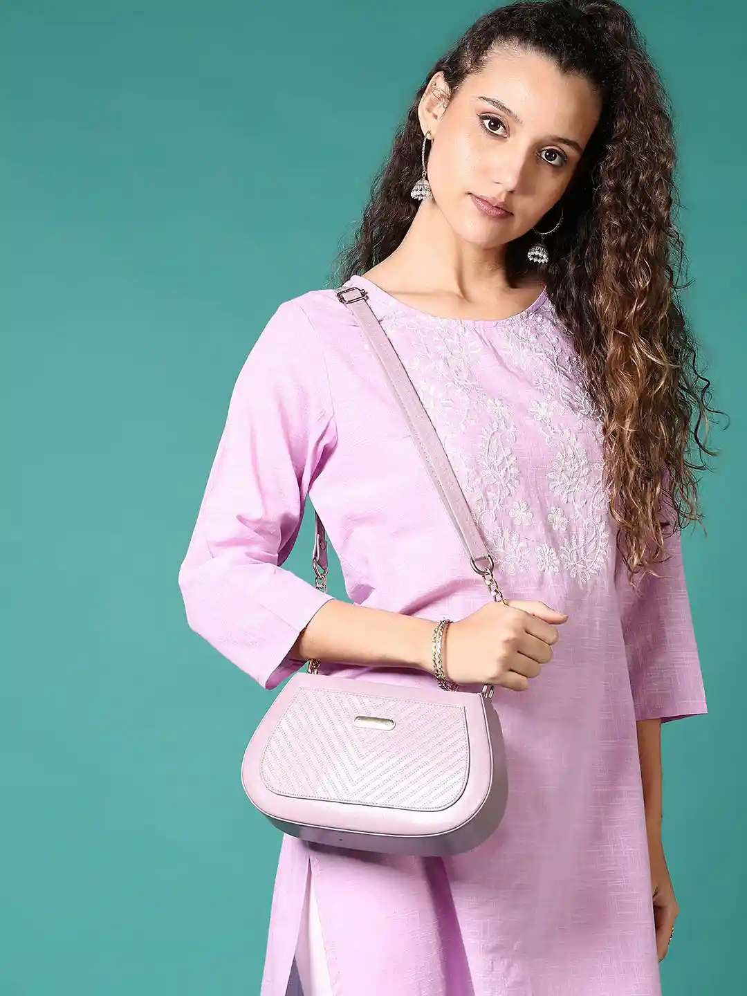 Buy LIMEROAD Paisley Embroidered Thread Work Straight Kurta