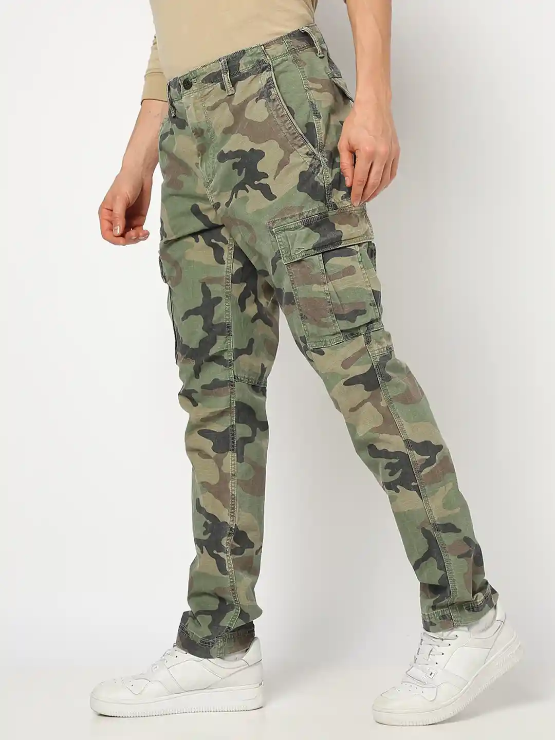 GAP Men Self-Checked Camouflage Printed Cargos Trousers