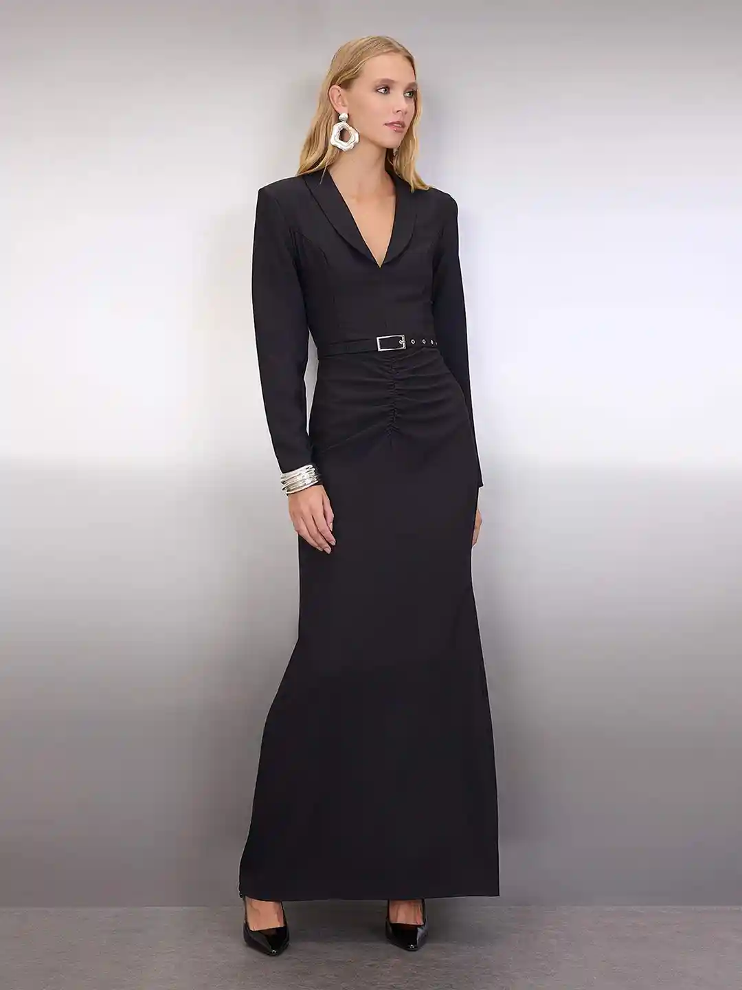 Buy Trendyol Women Sheath V-Neck Long Sleeves Maxi Dress Dresses