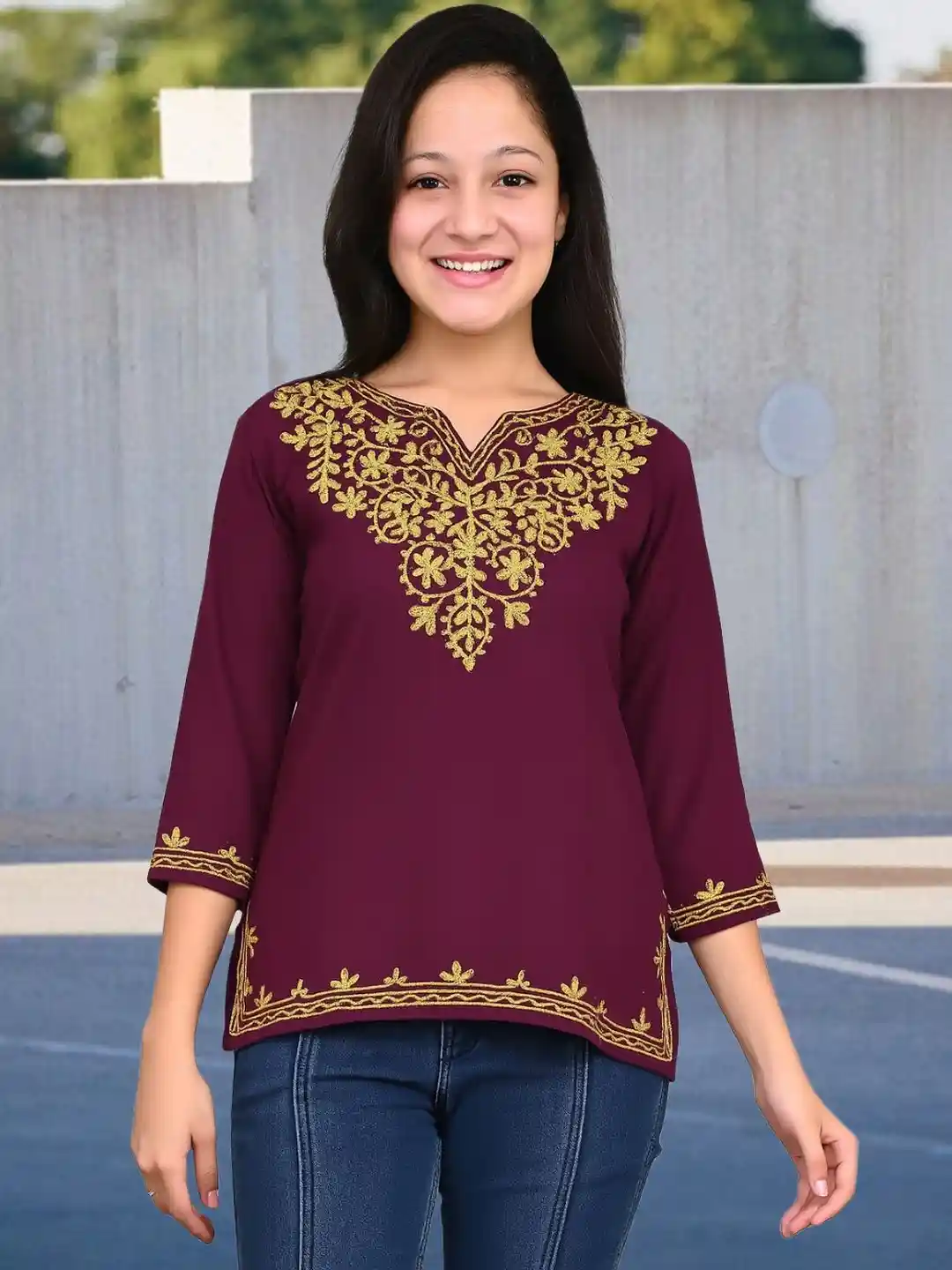 Buy Naida Ethnic Motifs Embroidered V-Neck Kurti Kurtis for