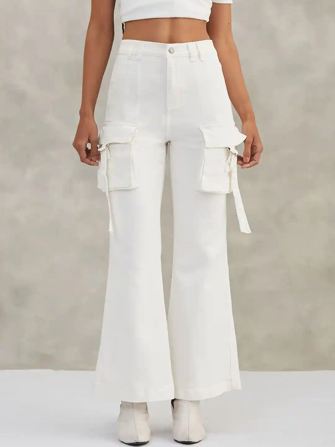 Buy DOLCE CRUDO Women Bootcut High-Rise Stretchable Jeans Jeans