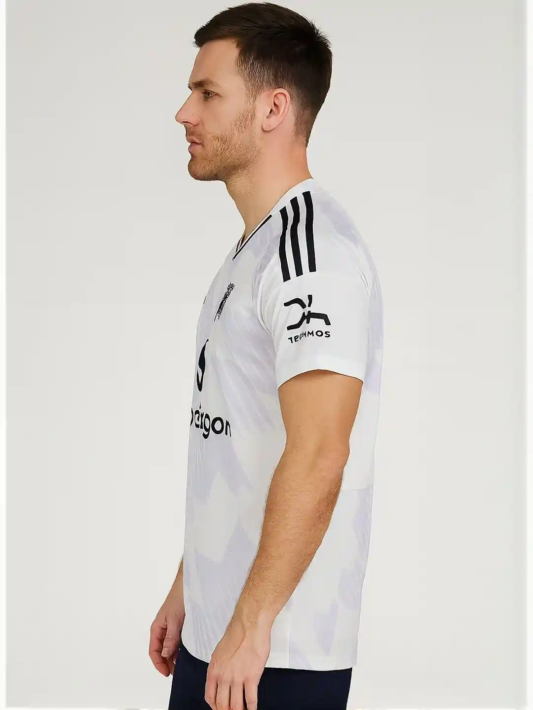 Buy dostitch Men Manchester United Printed V-Neck Dri-FIT T-shirt