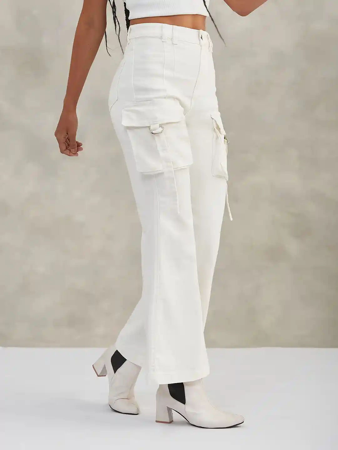 Buy DOLCE CRUDO Women's Bootcut High rise Clean look Regular