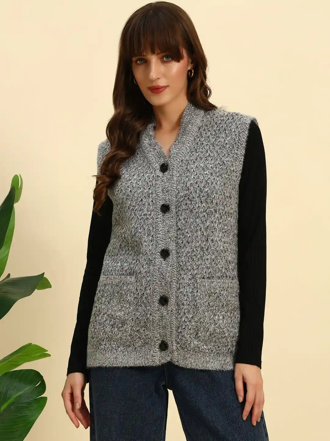 Buy BUDAPEST Women Grey Solid Sleeveless Half Open Front Cardigan