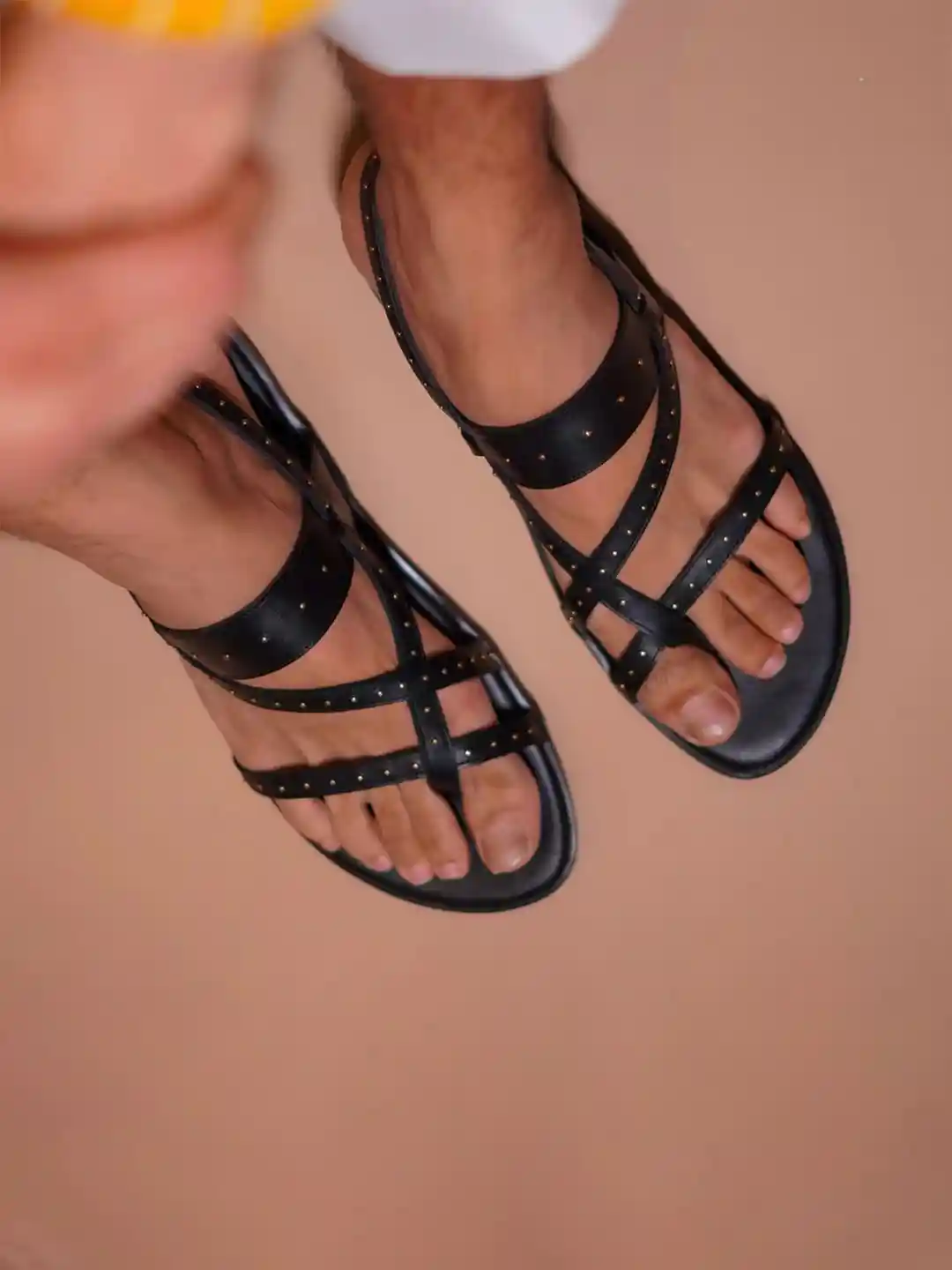 dmodot Pelle Nero Riveto Men Slip-On Leather Comfort Sandals