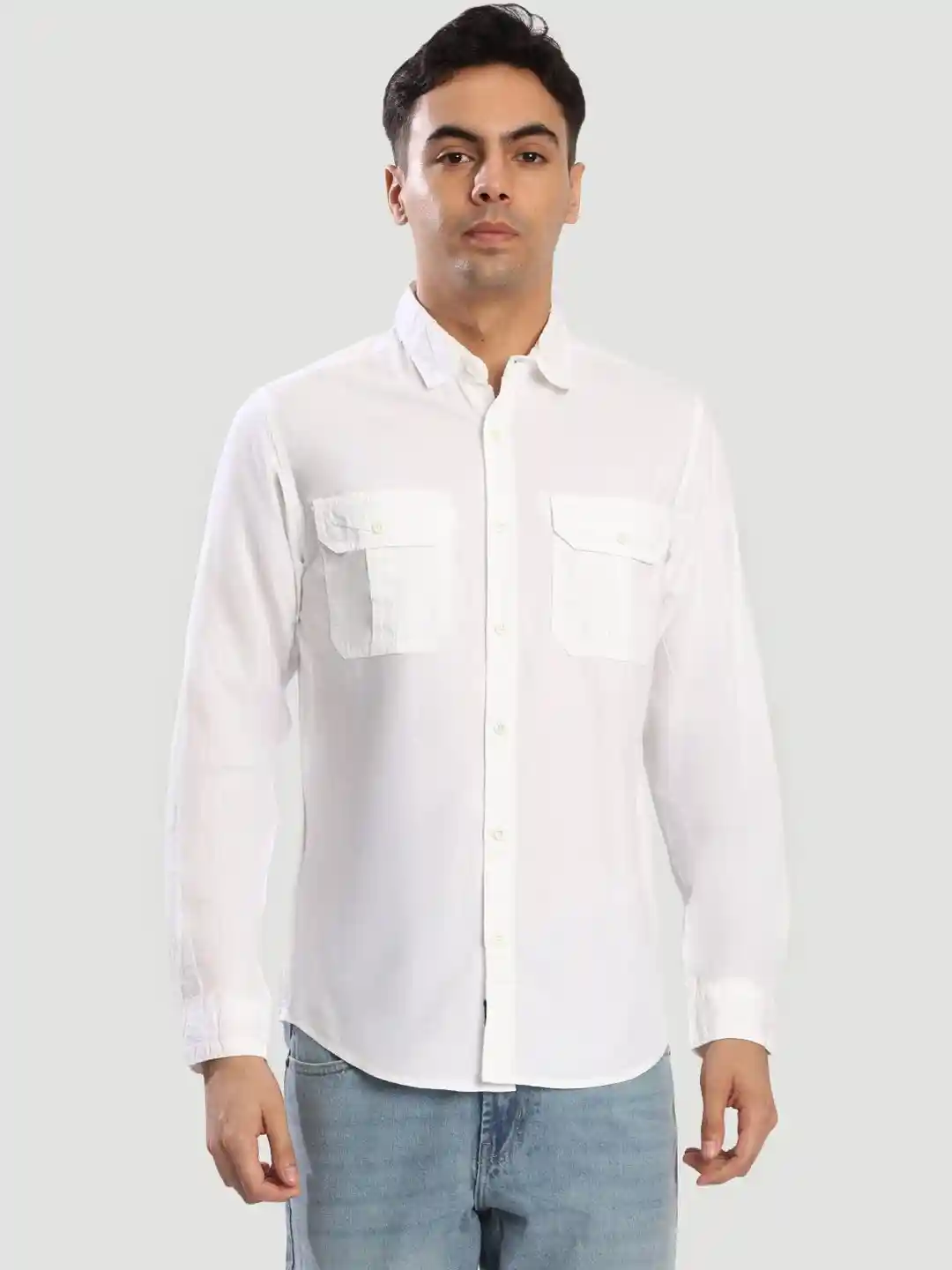 Roadster Men White Cotton Double Pocket Regular fit Casual Shirt