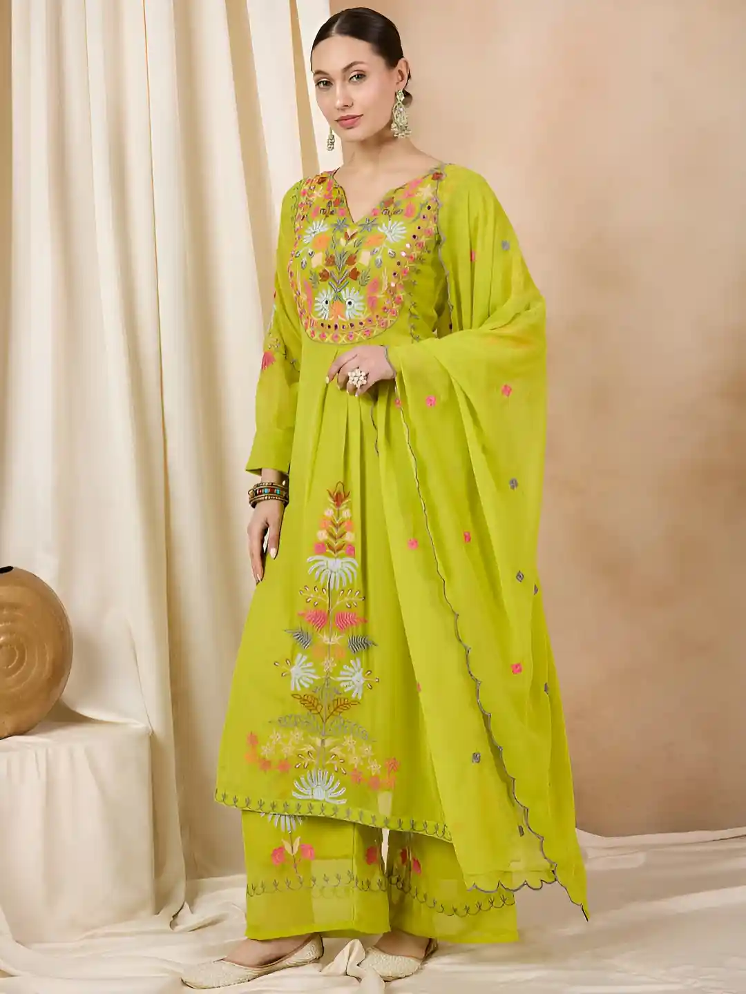 Buy GLOSIA DESIGN Women Floral Embroidered A-Line Kurta with