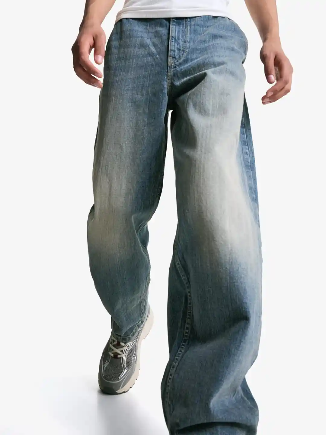 Bershka Men Skater Baggy Mid-Rise Heavy Fade Jeans