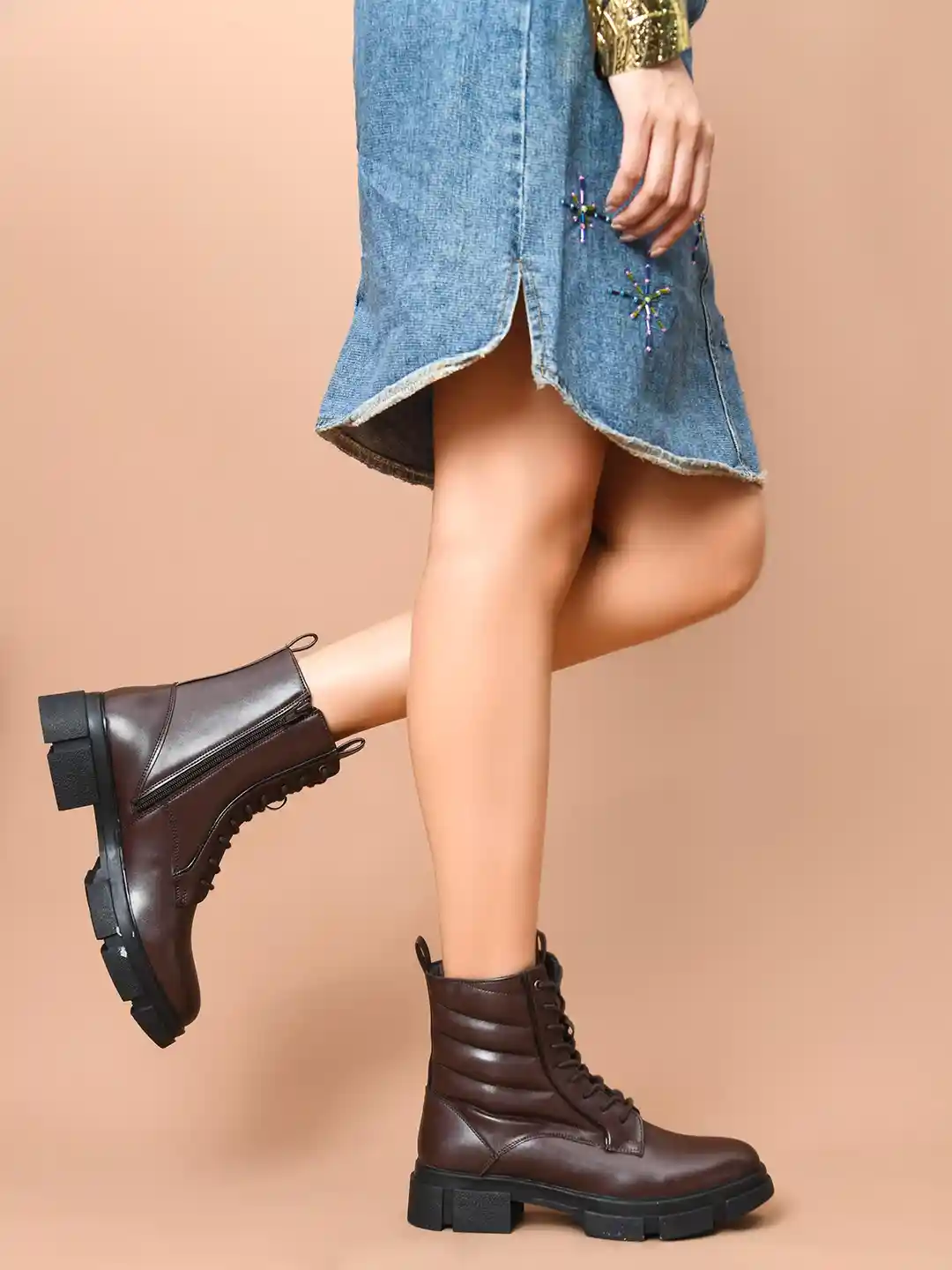 SHUZ TOUCH Women Textured Block-Heeled Combat Boots