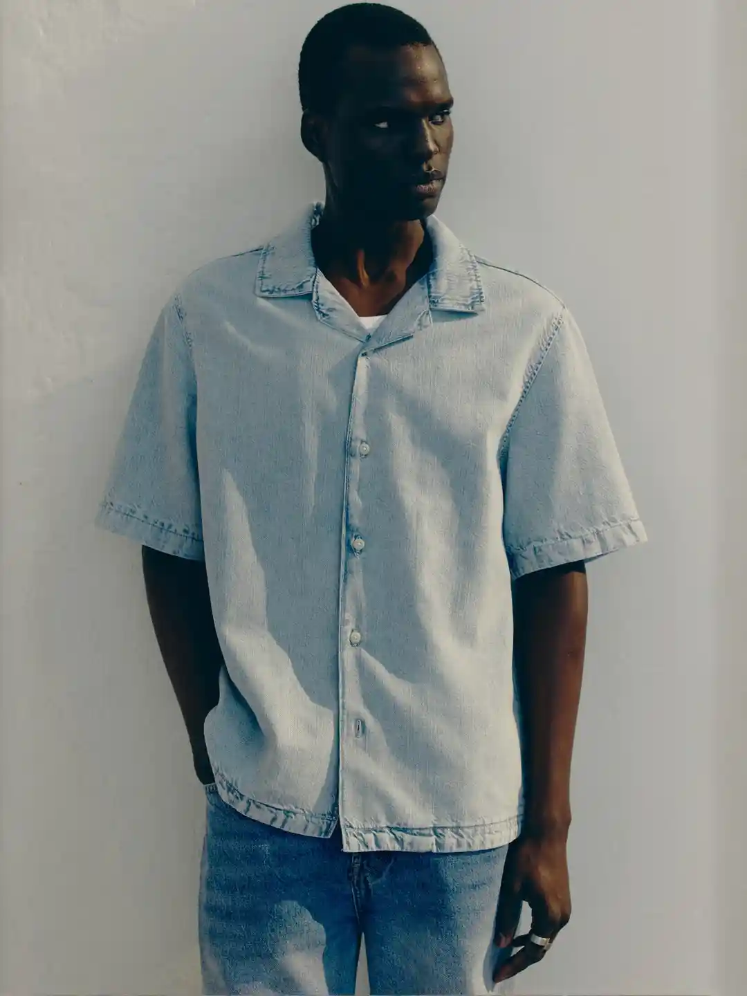 Buy H&M Men Solid Regular Fit Spread Collar Short Sleeves Denim