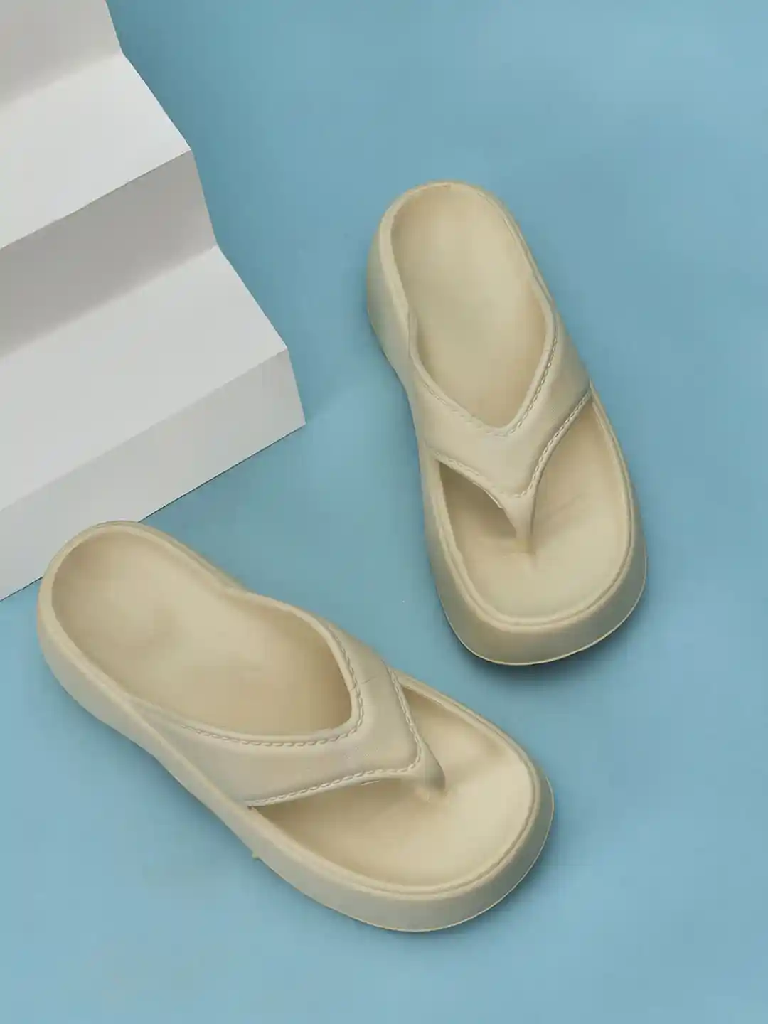 Buy HRX by Hrithik Roshan Women Chunky Thong Flip-Flops Flip