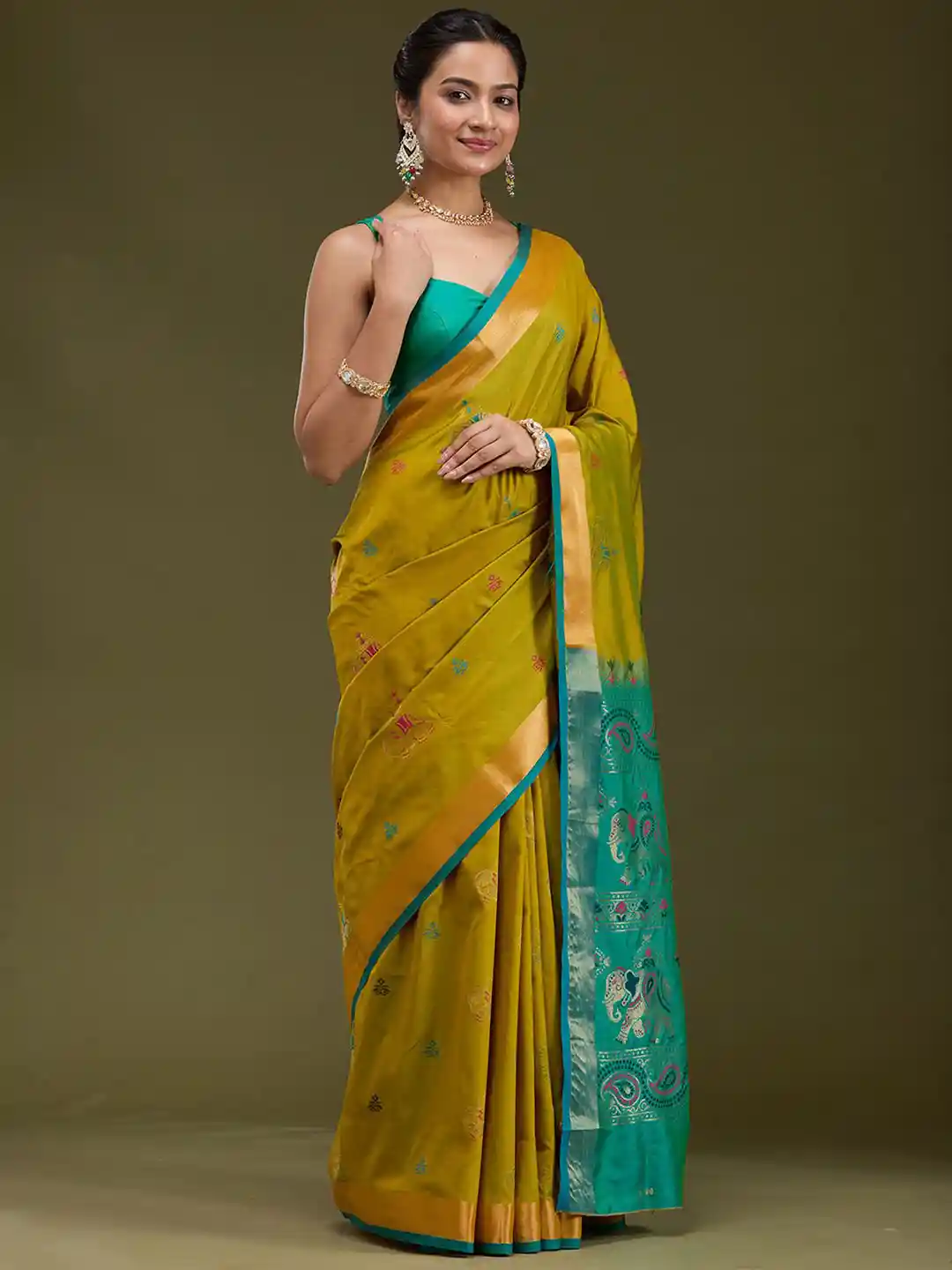 kosariii✴︎ Buy Koskii Woven Design Zari Saree - Sarees for Women 36749191