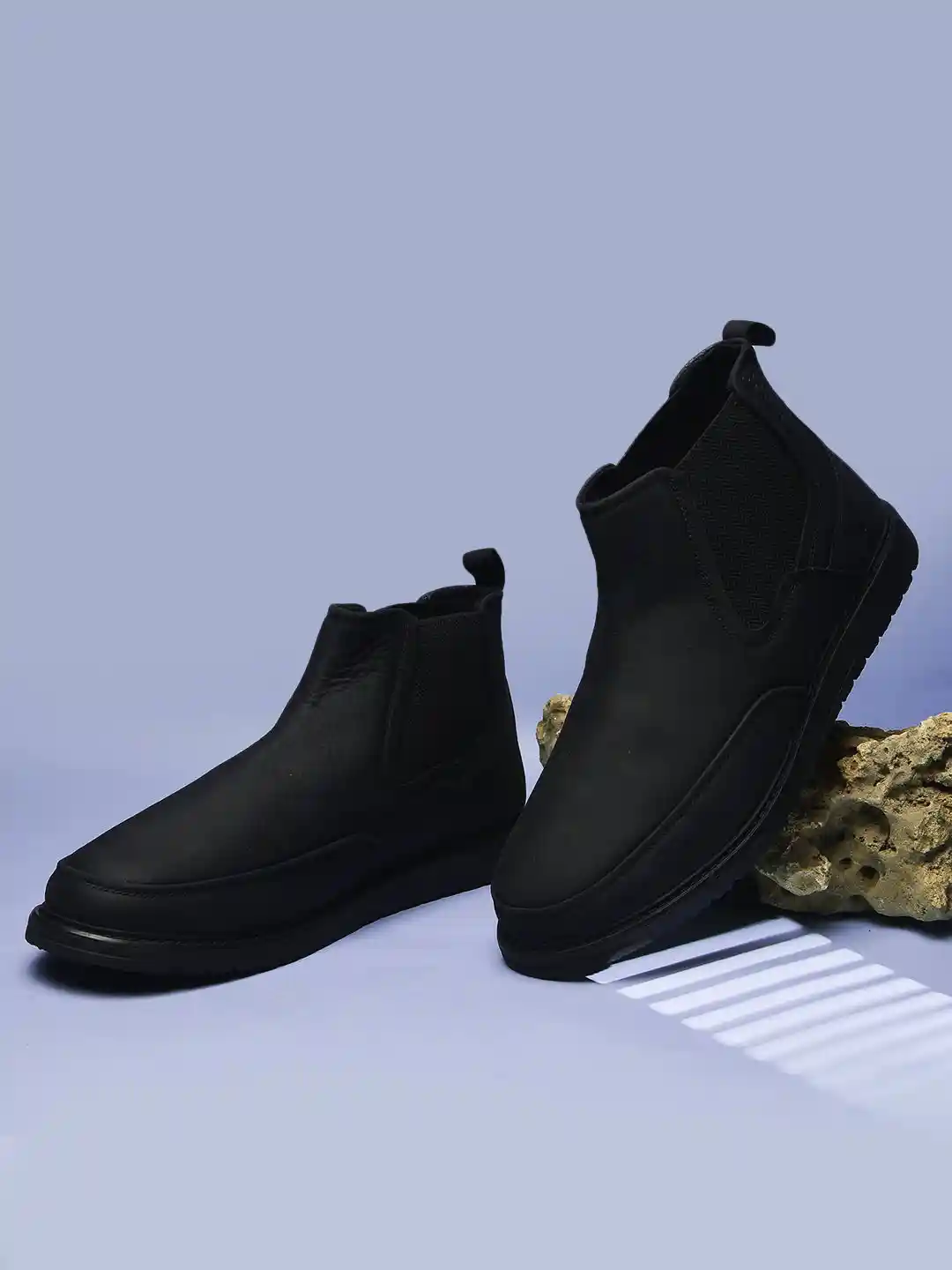 Buy Hush Puppies Men Casual Block-Heeled Chelsea Boots Boots for