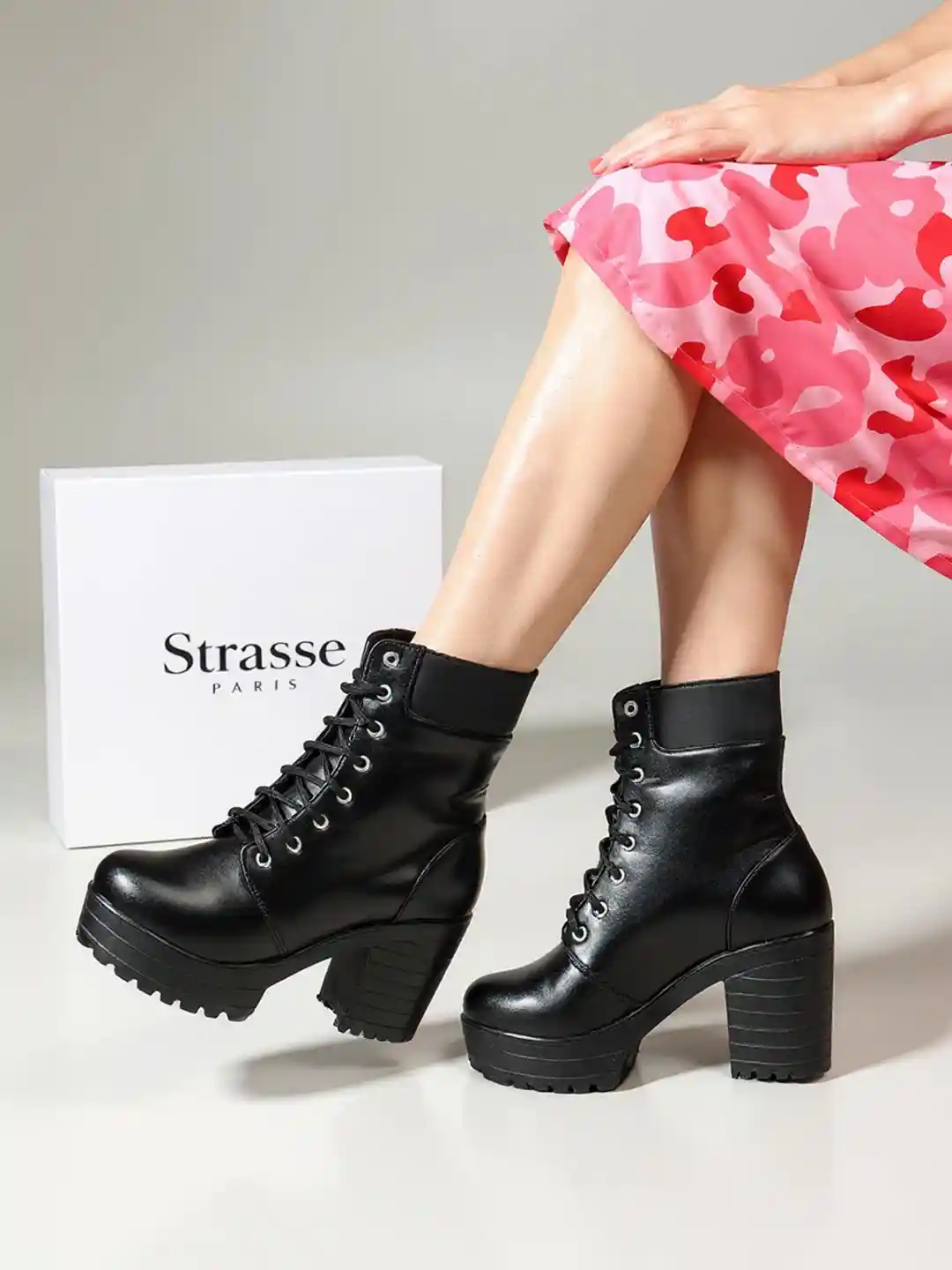 Buy STRASSE PARIS Women Round Toe Boots Lace Up Chunky Block Heel