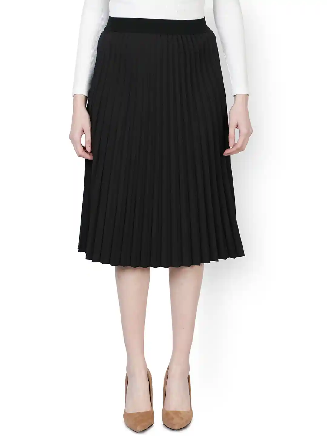 Buy NUEVOSDAMAS Women Black Solid Knee Length Accordion Pleats
