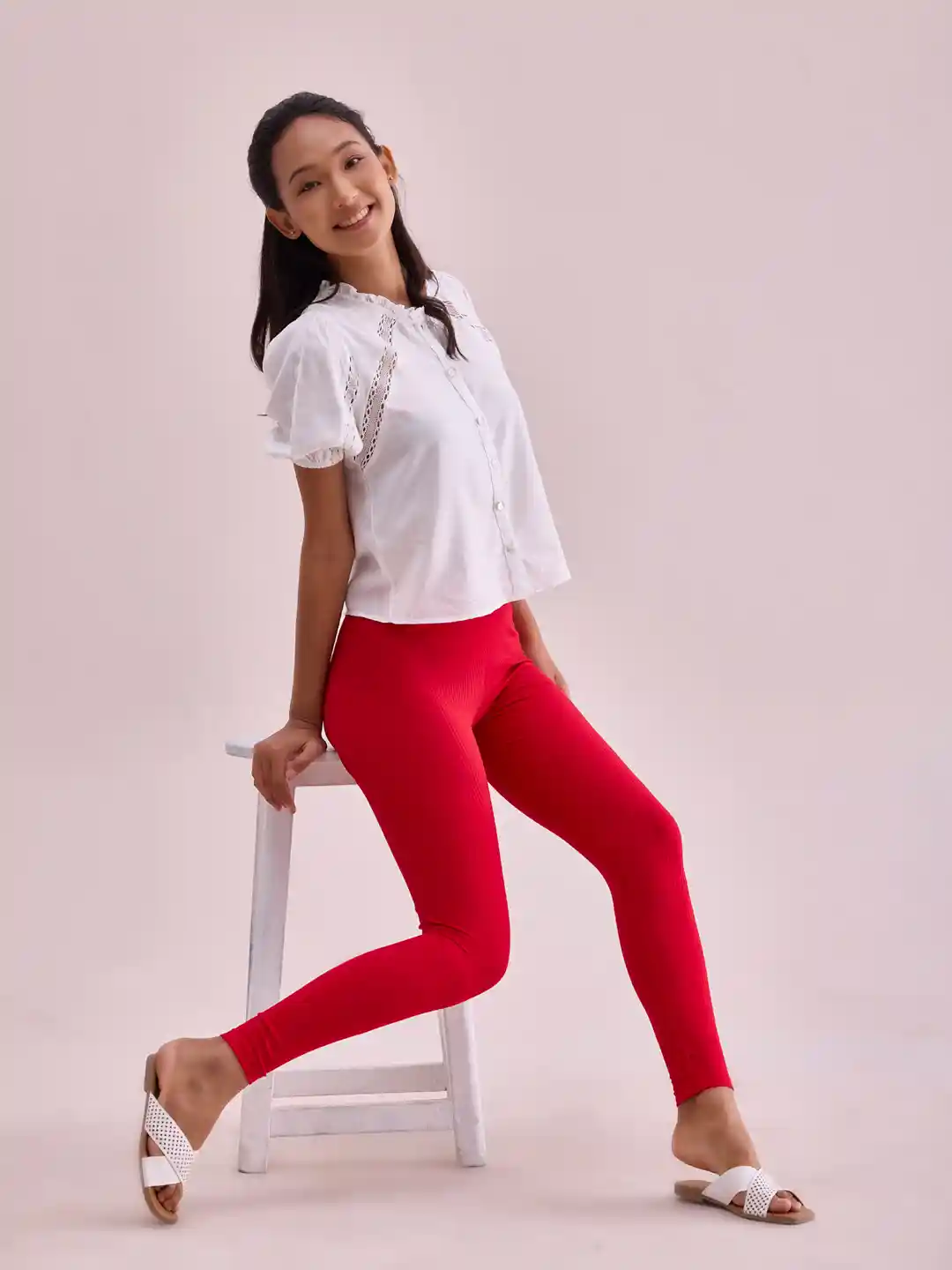 Go Colors Women Dark-Red Solid Slim-Fit Ribbed Leggings