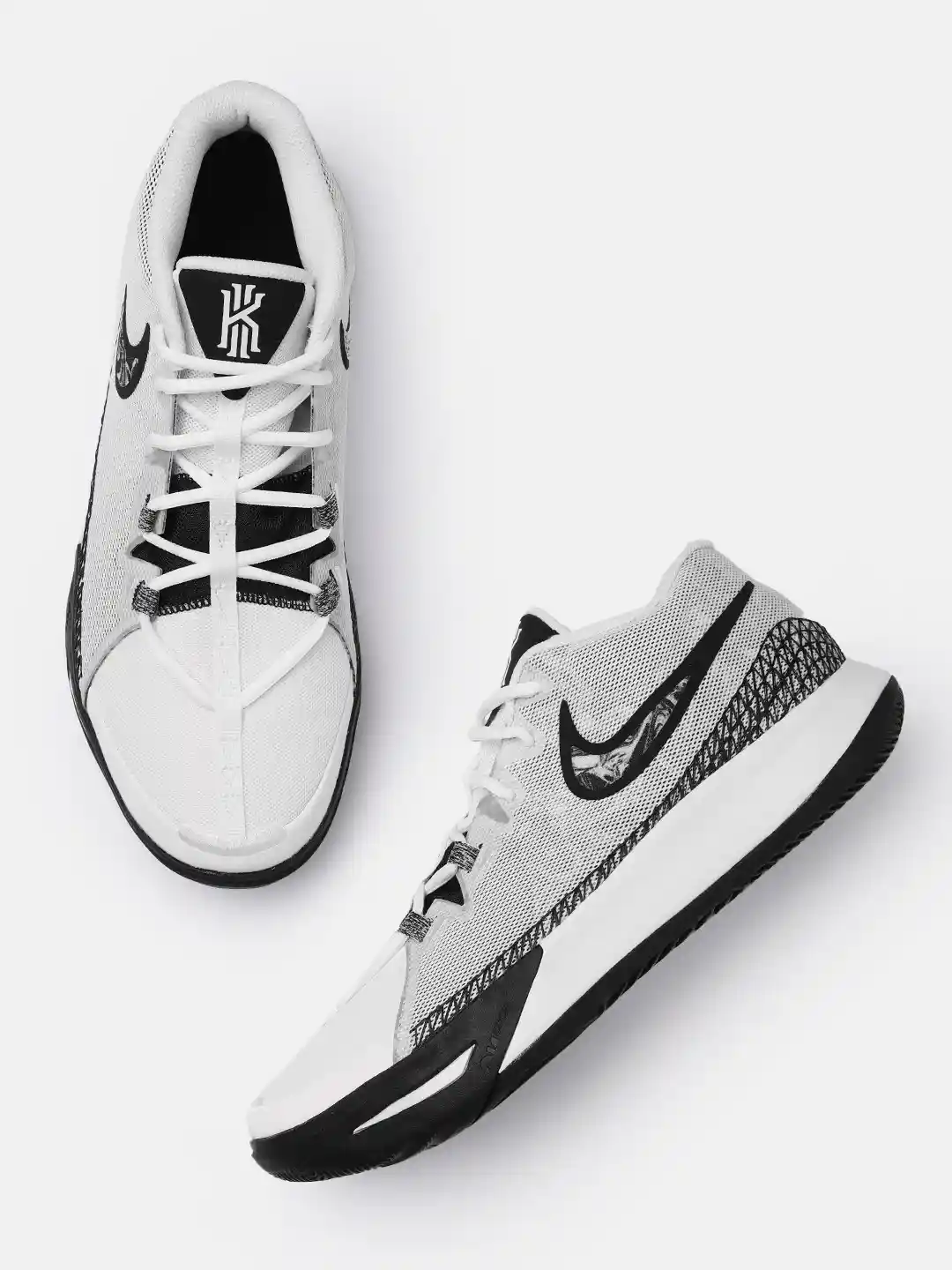 Buy Nike Men Kyrie Flytrap VI Basketball Shoes Sports Shoes for - Main Image