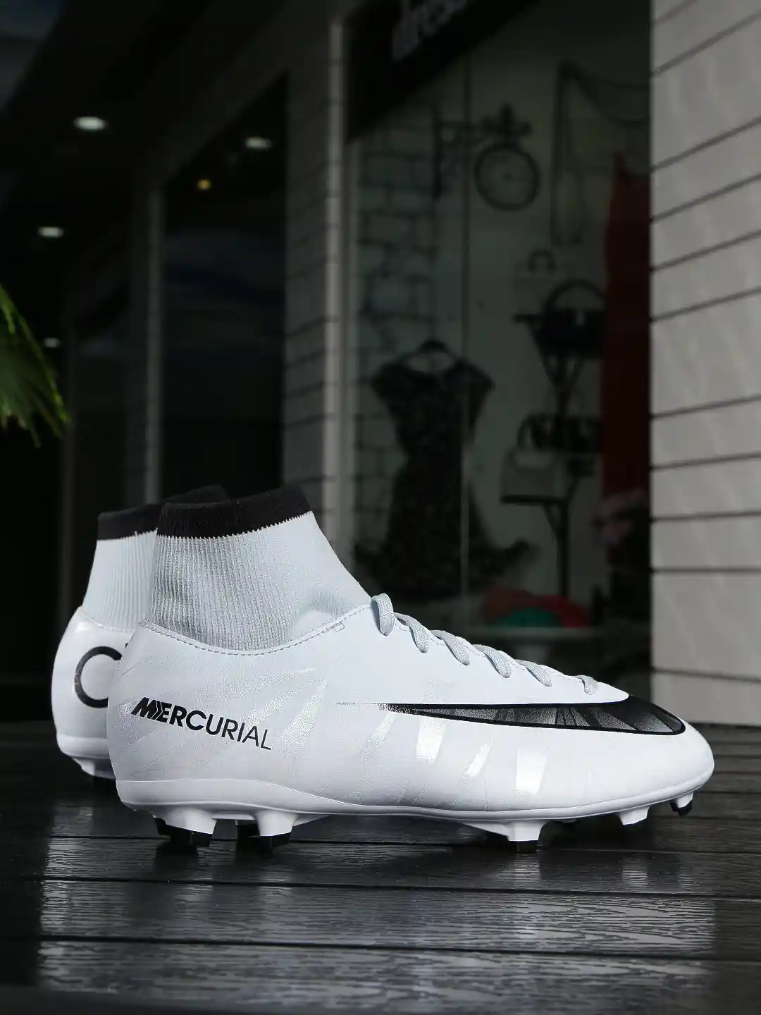 Buy Nike Kids White Synthetic High-Top MERCURIAL VCTY VI CR7