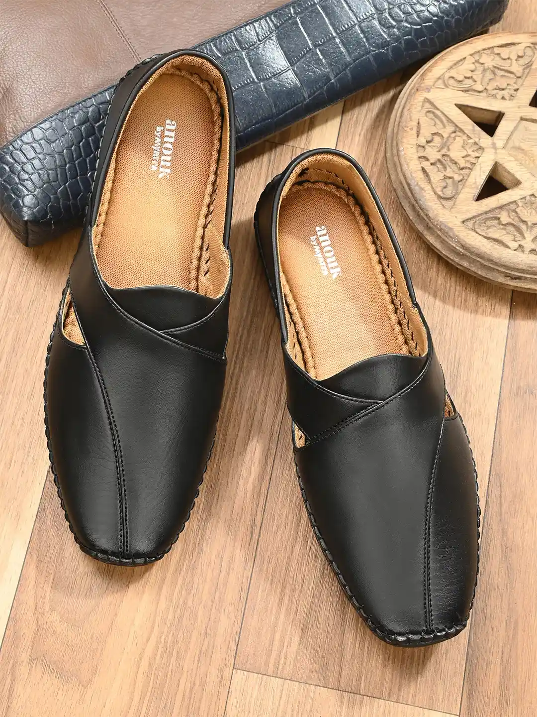 Buy Anouk Men Lightweight Mojaris Casual Shoes for Men 21662842