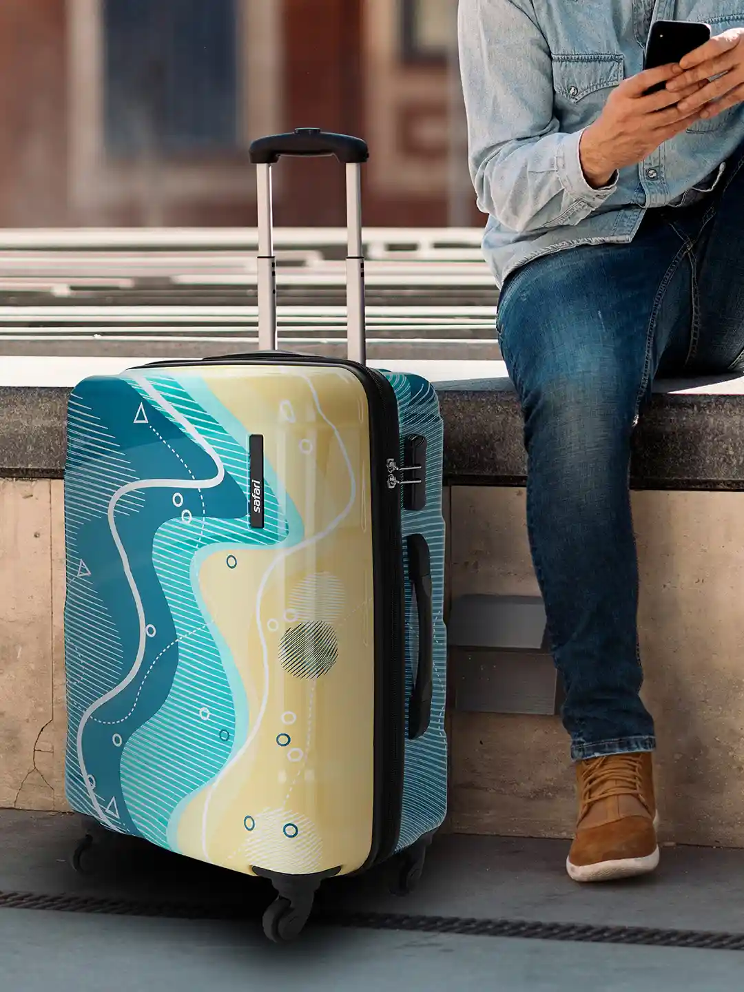 Safari Coastline Printed Poly Carbonate Medium Hard Trolley Bag 65 cm