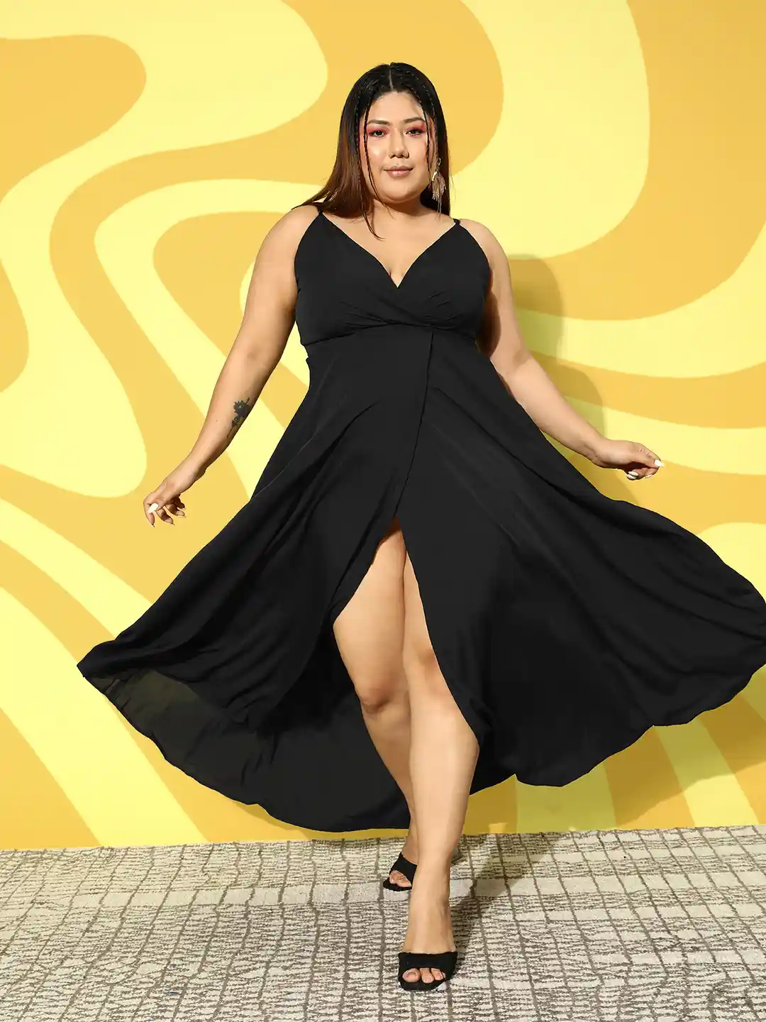 Buy Berrylush Curve Plus Size Solid Shoulder Straps Crepe Maxi