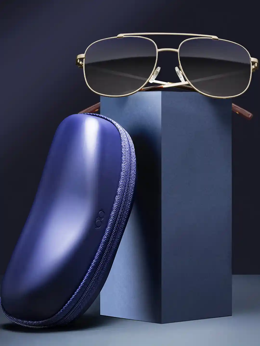 Vincent Chase by Lenskart Women Square Sunglasses with Polarised and UV  Protected Lens 137071