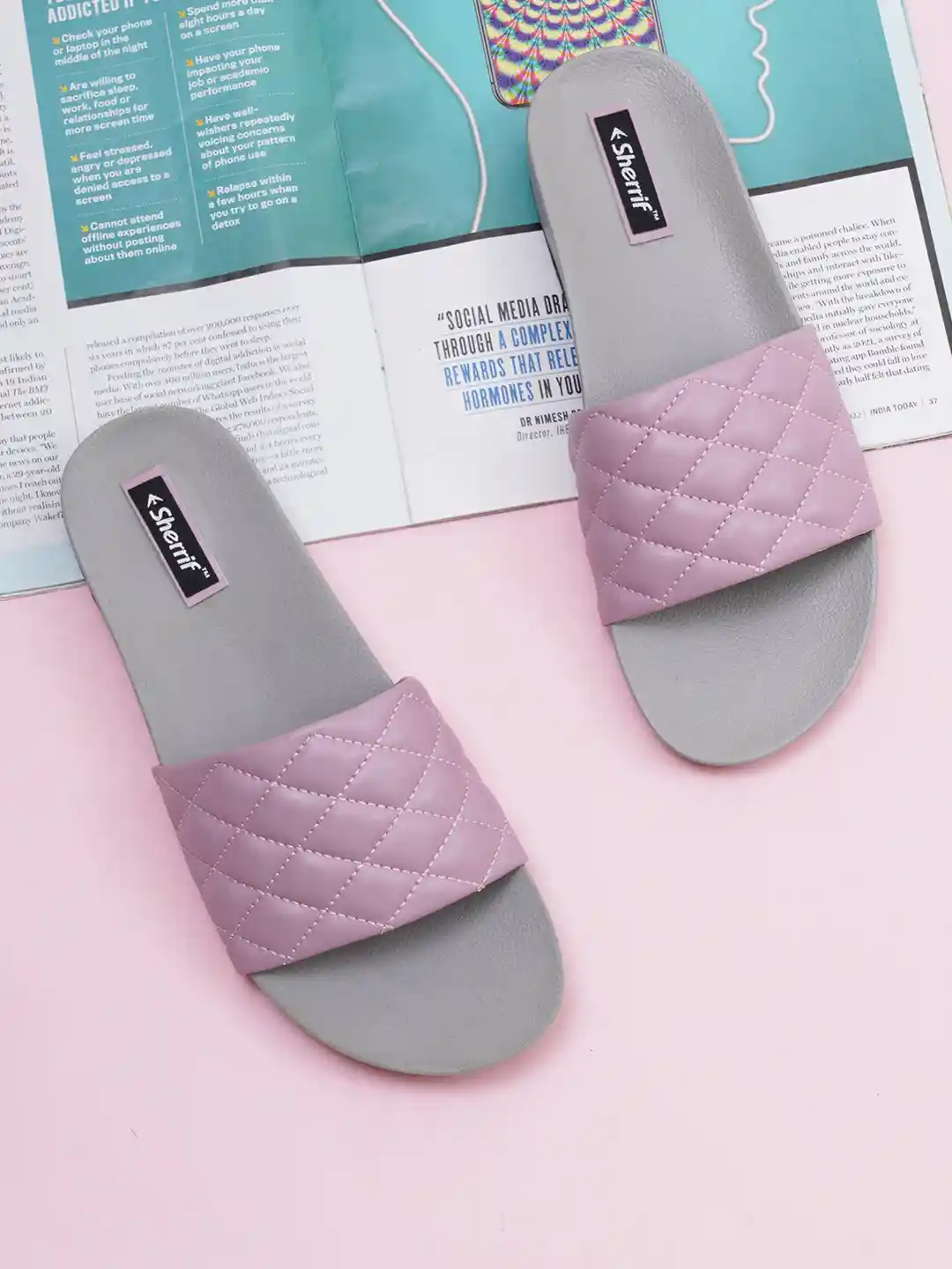 Sherrif Shoes Women Self Design Casual Sliders