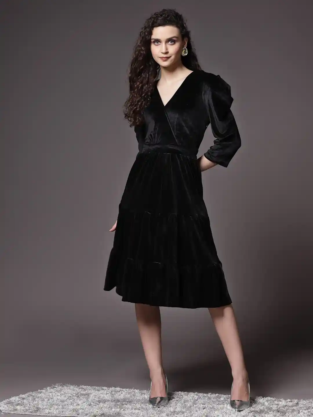 KASSUALLY V-Neck Puff Sleeves Velvet Dress - Main Image