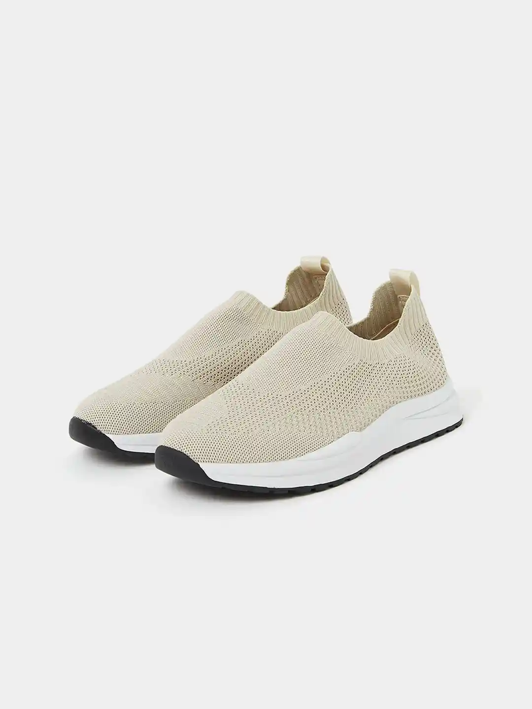 Buy Styli Men Knit Textured Regular Slip-On Sneakers With Pull Tab