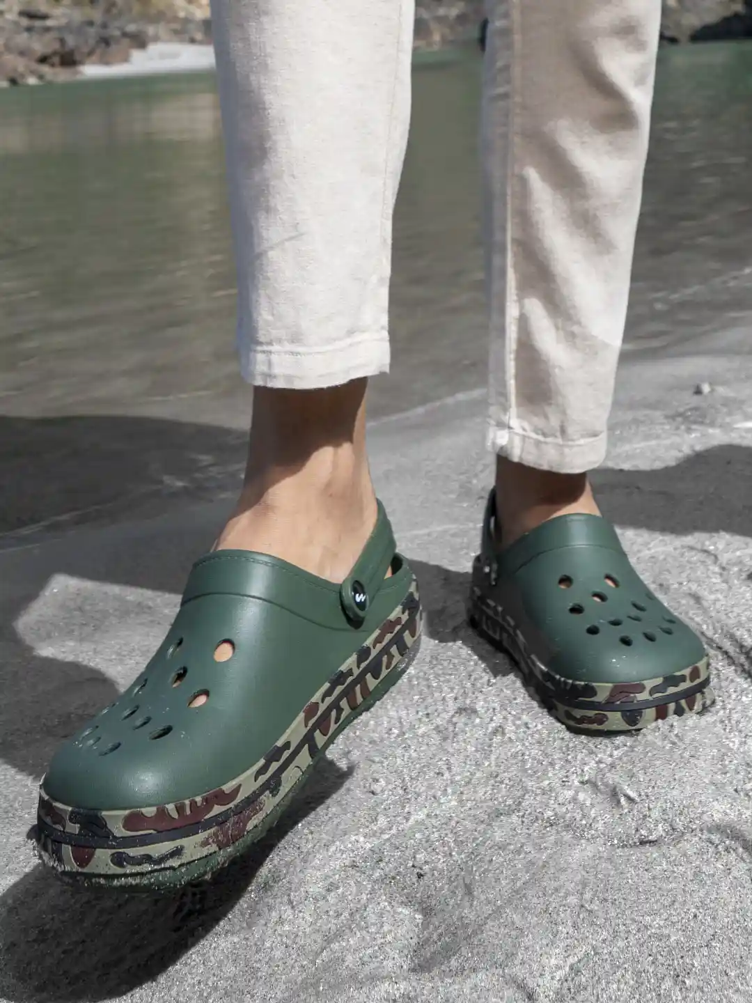 Buy Campus Men GC-4001 Printed Clogs Flip Flops for Men 22680874