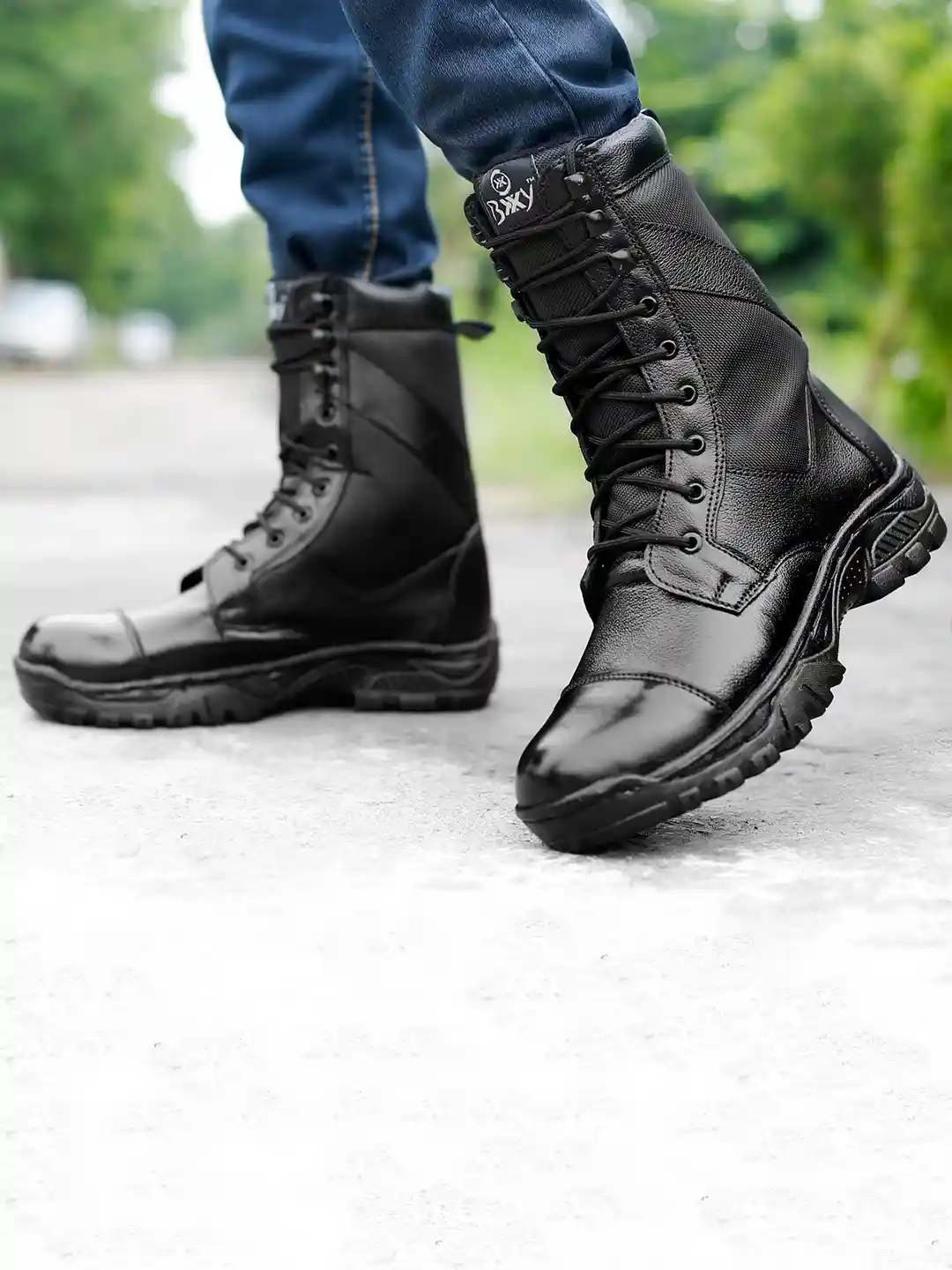 Bxxy Men Textured Pure Leather Army Boots