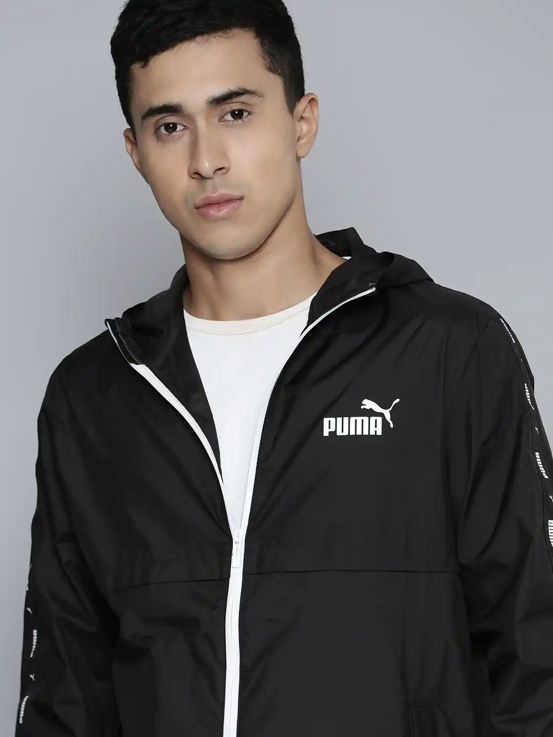 Buy Puma Essential+TAPE Windbreaker rainCELL Outdoor Sporty Jacket